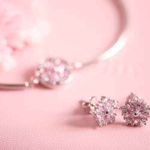 Doi bărbați reținuți pentru furt în Sectorul 3