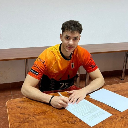 Stiinta Explorari prelungește contractul cu voleibalistul George Breban