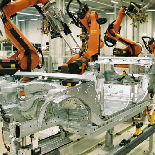 Tarifele auto impuse de Trump ar putea afecta grav Slovacia