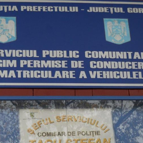 Clădirea Palatului Administrativ din Târgu-Jiu, afectată de cutremure, ar putea fi predată în iunie