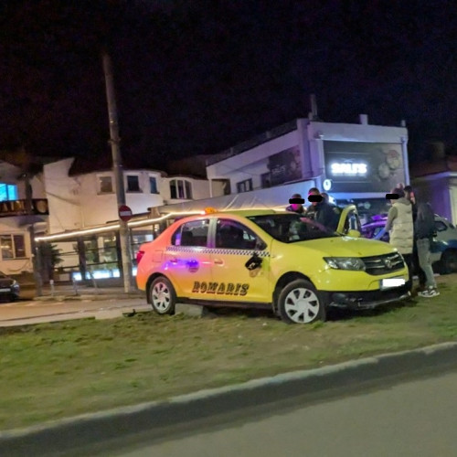 Accident rutier cu un autoturism Logan