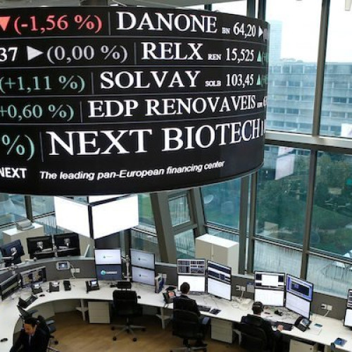 Bursele europene scad pe fondul temerilor legate de tarifele comerciale