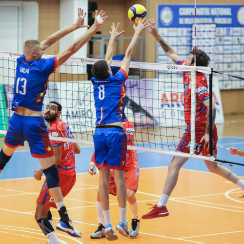 Dueluri pasionante în voleiul masculin și feminin