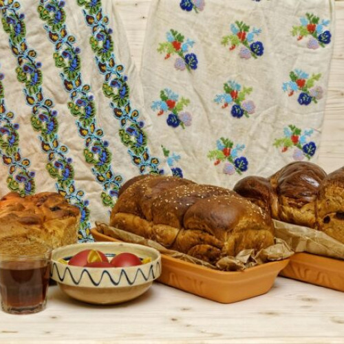 Eveniment gastronomic dedicat cozonacului gigant