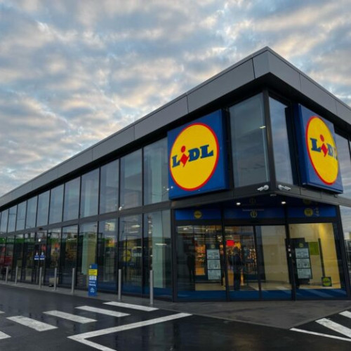 Lidl România organizează o nouă colectă de alimente pentru sărbători