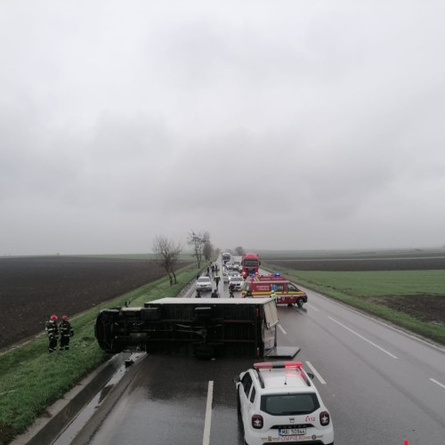 Accident rutier pe Drumul European 85 în Sabaoani