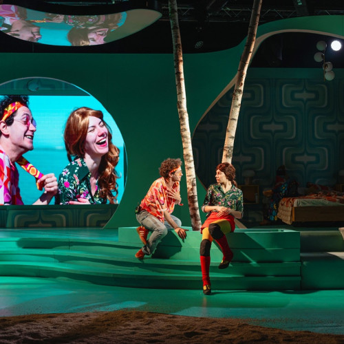 Radu Afrim abordează temele contemporane într-un nou spectacol