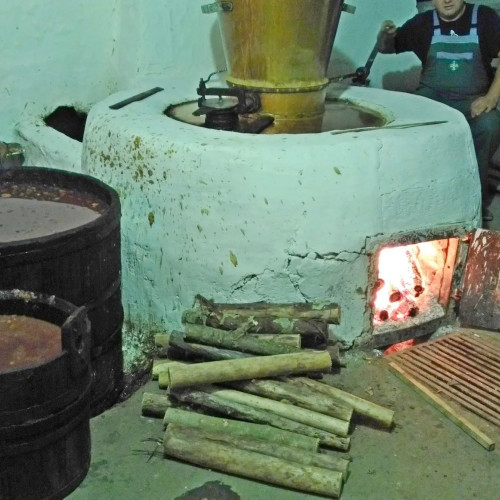 Sprijin pentru tradiții și micii producători, anunțat de parlamentarul Aurelian Cotinescu