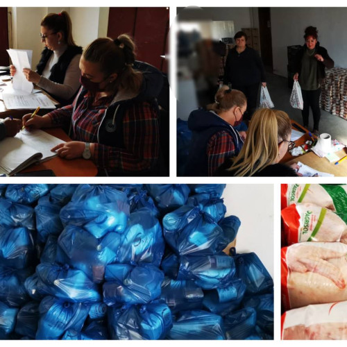 Pachete cu alimente de bază pentru sărbătoarea peștelui în orașul Titu