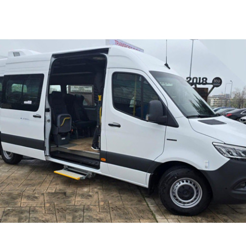 Microbuzele electrice pentru transportul școlar intârzie din cauza unui incendiu