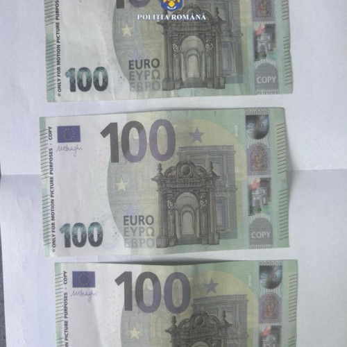 Percheziții în Vrancea pentru bancnote contrafăcute