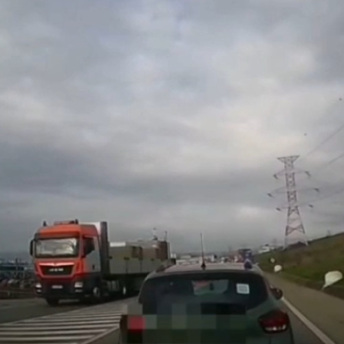 Teribilist surprins conducând agresiv pe străzile din Cluj