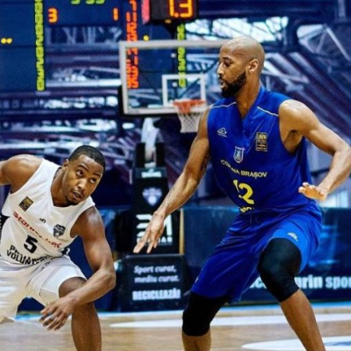 Corona Brașov obține calificarea în play-off