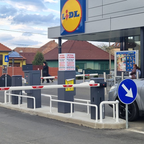 Lidl introduce reguli noi de parcarea în Valea Aurie