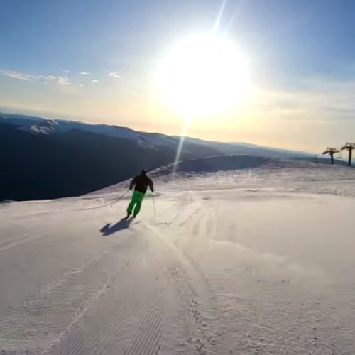 Partiile de schi de la Transalpina, redeschise pentru iubitorii sporturilor de iarnă