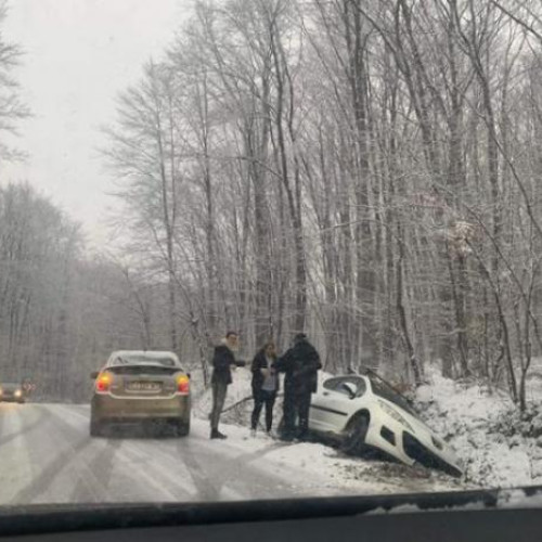 Recomandări pentru siguranța rutieră în sezonul de iarnă