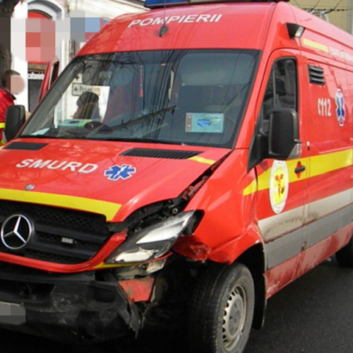 Accident rutier pe DN1C, în localitatea Bunesti, județul Cluj: Un copil de 7 ani a fost rănit