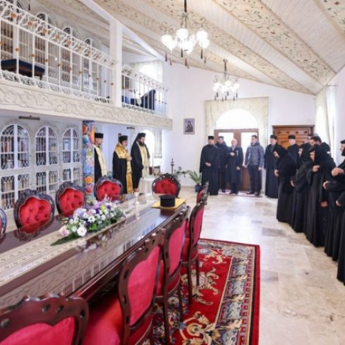 Arhiepiscopul Ciprian a vizitat Mănăstirea Trotusanu