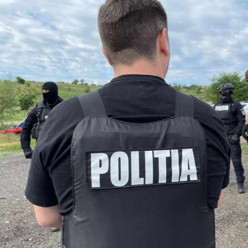 Percheziții în comuna Ungureni, județul Botoșani