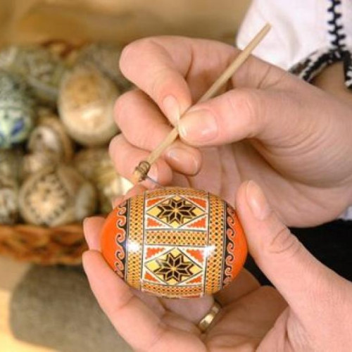 Activitate creativă pentru copii cu ocazia Sărbătorilor Pascale