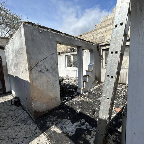 Incendiu devastator în comuna Roma, judetul Botoșani, lasă o familie fără acoperiș