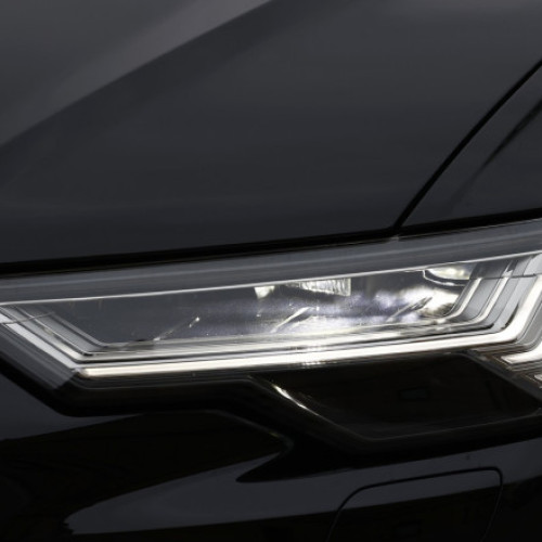 Audi își reține vehiculele în porturile americane din cauza noilor taxe