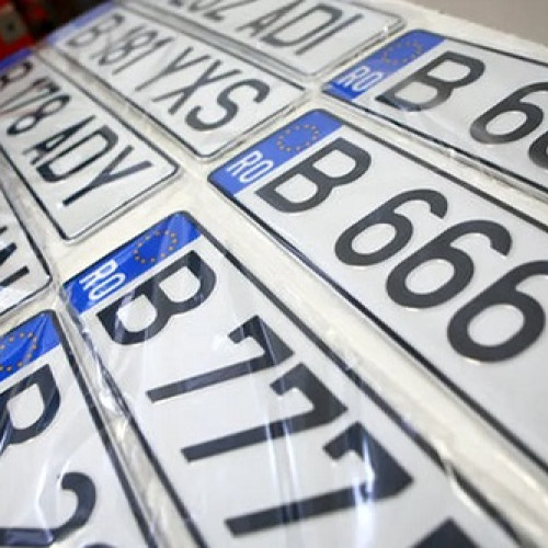 Tarifele pentru plăcile de înmatriculare au fost majorate