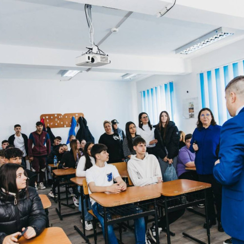 Prima editie a concursului de cultura generala AGER+Tehnologic, la Titu