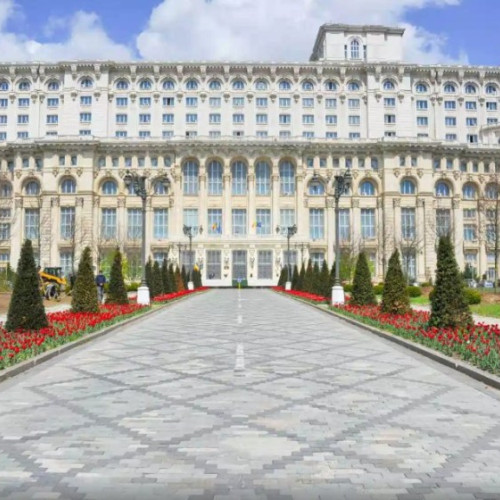 Proiect legislativ pentru interzicerea accesului în Palatul Parlamentului