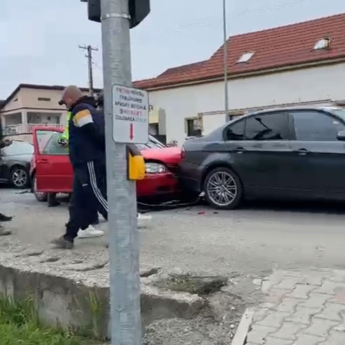 Conducătorii de vehicule trebuie să păstreze distanța de siguranță