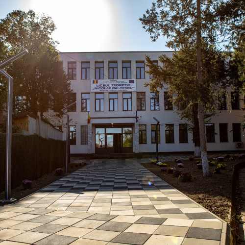 Liceul Teoretic Nicolae Bălcescu din Medgidia, pe locul al treilea în județul Constanța