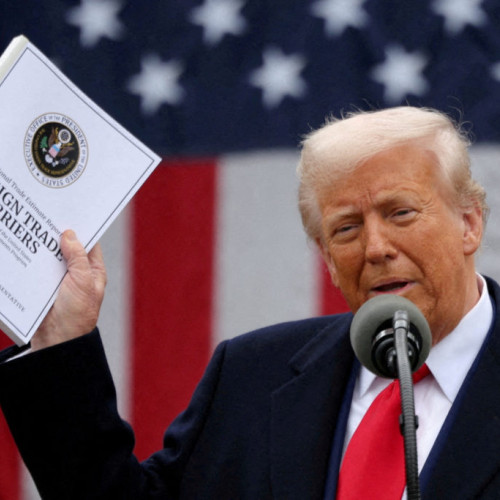 Incertitudinea economică generată de politicile lui Trump afectează mediul de afaceri