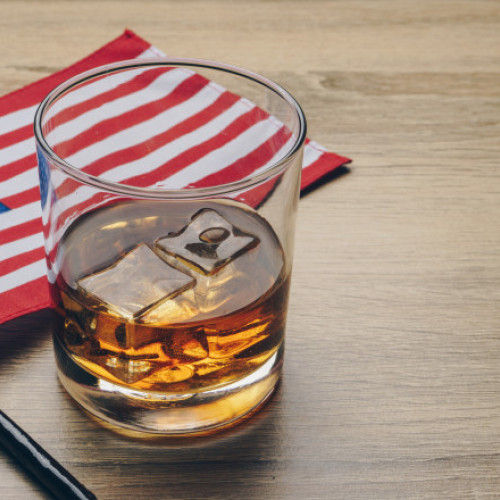 UE pregătește taxe vamale de 25% pentru produse din SUA