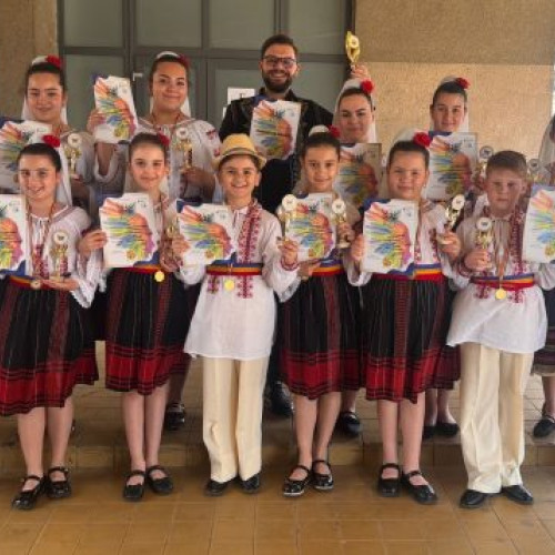 Prima ediție a Festivalului-concurs &quot;Primăvara cântecului românesc&quot; a înregistrat un mare succes