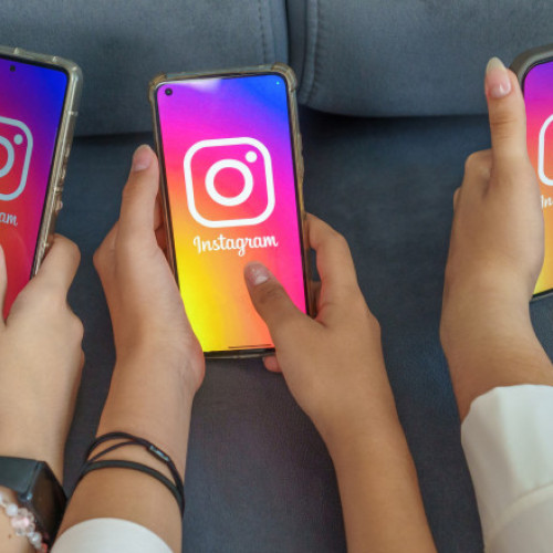 Meta introduce restrictii suplimentare pentru protejarea adolescentilor pe Instagram