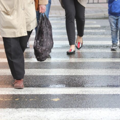 Accident pe Calea Vitan: Un sofer a lovit un tanar pe trecerea de pietoni