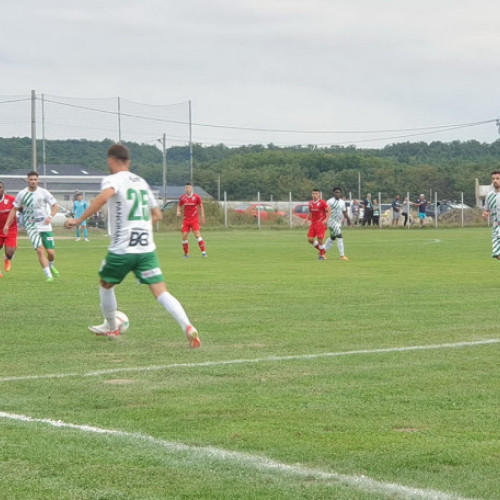 Meci decisiv în Liga a IV-a, pe terenul din Paleu