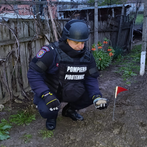 Grenadă neexplodată descoperită în comuna Albesti