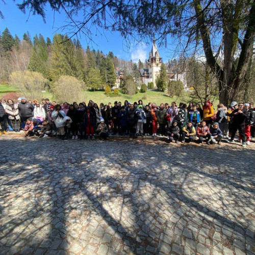 "Săptămâna verde" aduce bucurie copiilor din comuna Ulmi