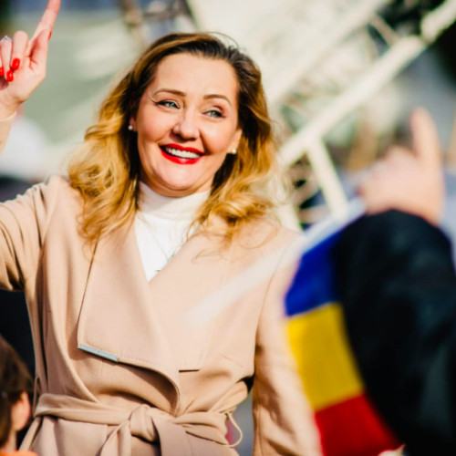 Elena Lasconi respinge presiunea și își reafirmă candidatura la alegerile prezidențiale