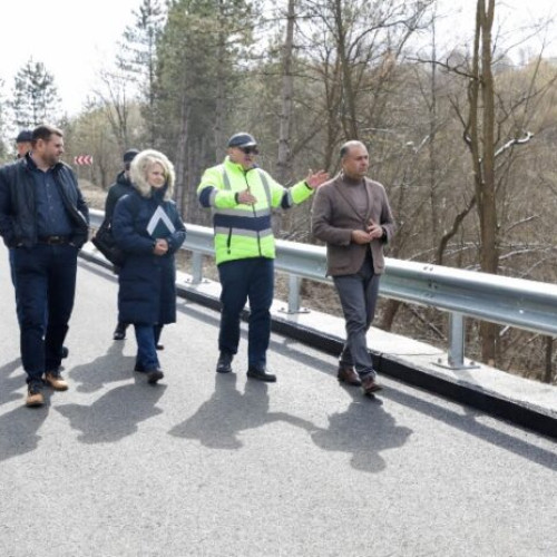 Promisiuni respectate prin repararea drumurilor în Vrancea