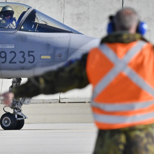 Republica Cehă continuă închirierea avioanelor Gripen C/D