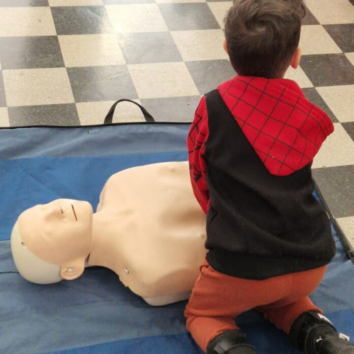 Salvatorii SABIF, prezenți la Grădinița și Școala Gimnazială Iancului