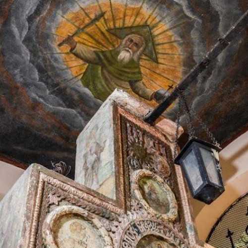 Reabilitarea troitelor Junilor Brasoveni din Scheii Brasovului