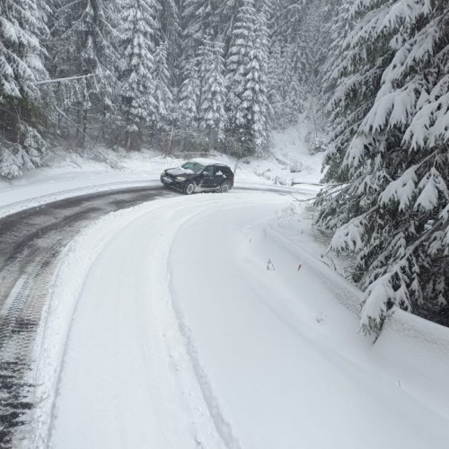 Circulația rutieră este normală în România, deși sunt precipitații în zone montane