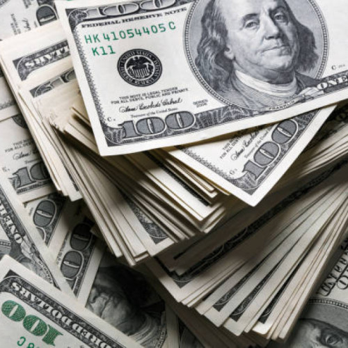 Deciziile lui Trump relaxează piețele financiare