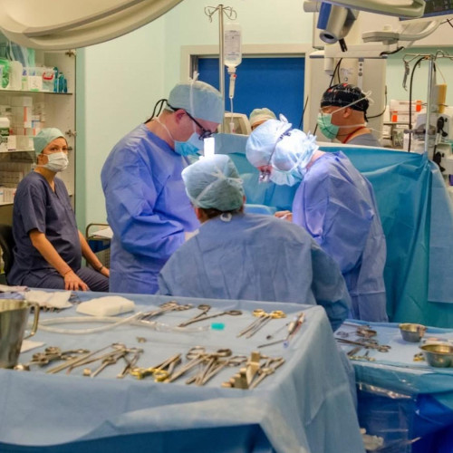 Albert, un tânăr curajos după o intervenție chirurgicală pe cord deschis