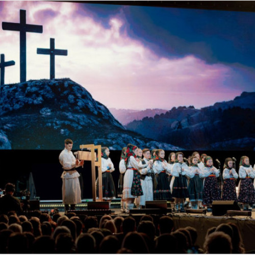 Peste 5.500 de spectatori la concertul „Lumina din Lumina” la Oradea