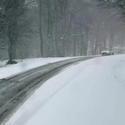 Vreme rece și ninsori în weekend, anunță meteorologii