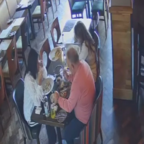 Cuplu din Marea Britanie acuzat de tentativă de fraudă la un restaurant italian